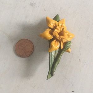Yellow Daffodil Pin